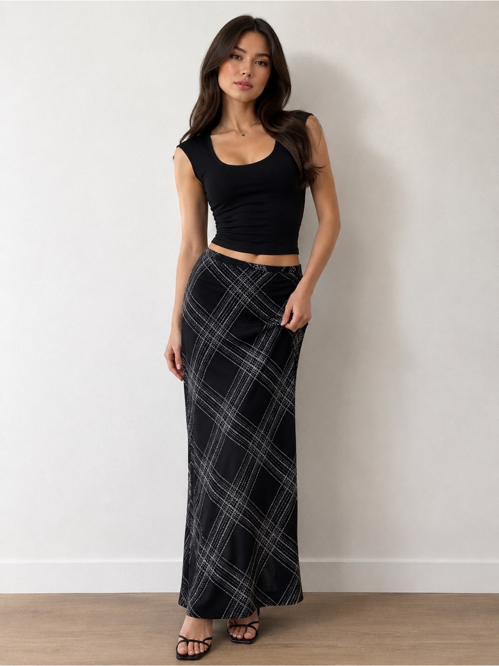 NY Collection New York Black & White Plaid Maxi Skirt Size 2